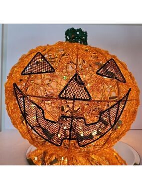 1970s Halloween Spun Spaghetti Lucite Plastic Pumpkin Jack O Lantern Read